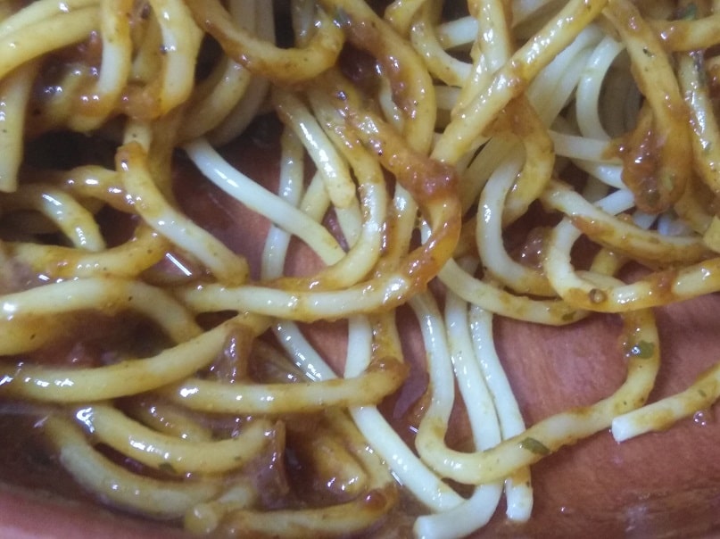 感想 セブンイレブンの スパイス香る ハンバーグカレーパスタ ハンバーグが美味しい 駄雑記ブログ